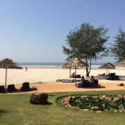 Пляж The Zuri Varca Goa White Sands Resort 5*  